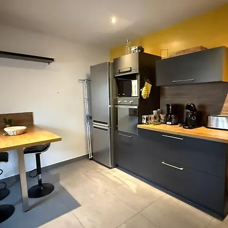 T3 Moderne En Hyper-centre Dans Batisse Xviie *